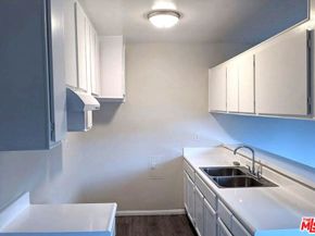 5661 Lexington Avenue, Los Angeles CA 90038