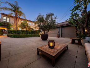 615 S Highland Avenue, Los Angeles CA 90036