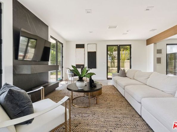 8171 Tianna Road, Los Angeles CA 90046