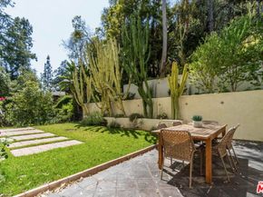 8171 Tianna Road, Los Angeles CA 90046