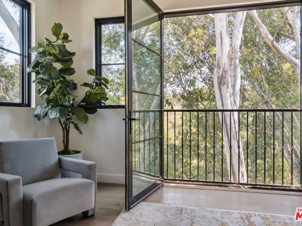 8171 Tianna Road, Los Angeles CA 90046