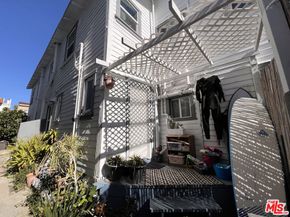 114 Paloma Avenue, Venice CA 90291