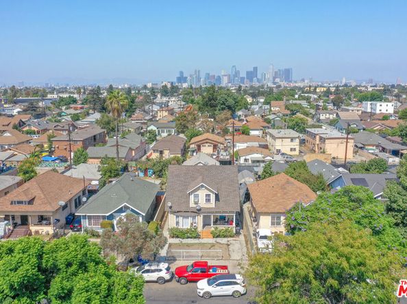 721 E 42nd Place, Los Angeles CA 90011