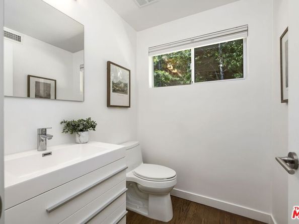 654 Elkins Road, Los Angeles CA 90049