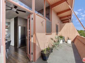 1400 N Hayworth Avenue 32, West Hollywood CA 90046