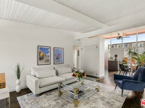 1400 N Hayworth Avenue 32, West Hollywood CA 90046