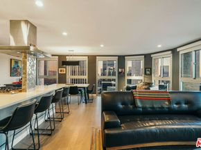 800 W 1st Street 2008, Los Angeles CA 90012