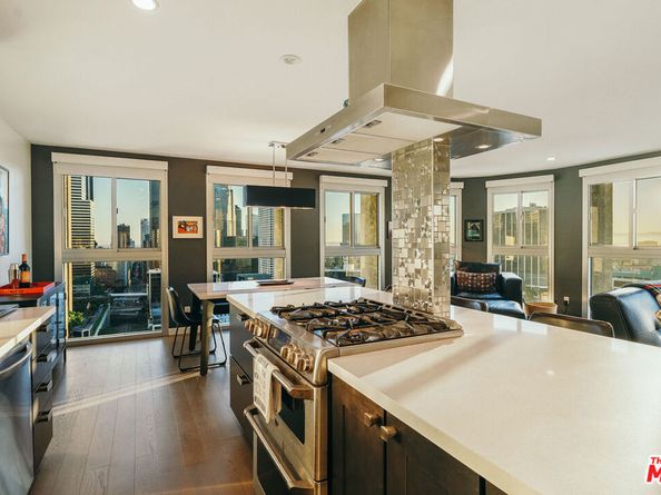 800 W 1st Street 2008, Los Angeles CA 90012