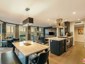 800 W 1st Street 2008, Los Angeles CA 90012