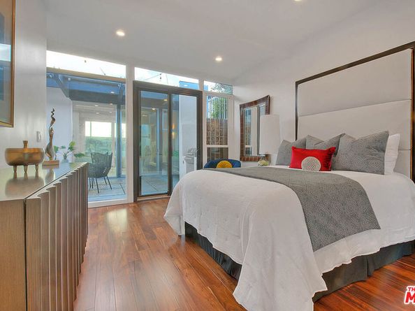 3804 Duray Place, Los Angeles CA 90008