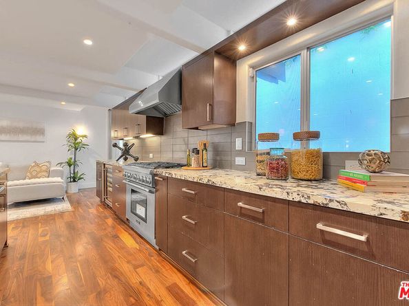 3804 Duray Place, Los Angeles CA 90008