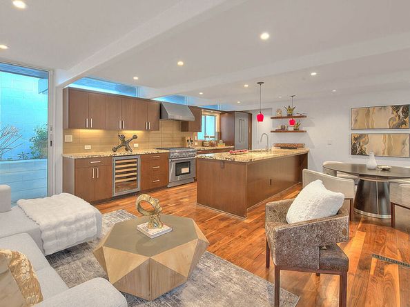 3804 Duray Place, Los Angeles CA 90008