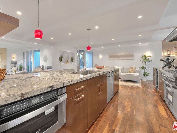 3804 Duray Place, Los Angeles CA 90008