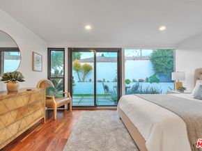 3804 Duray Place, Los Angeles CA 90008