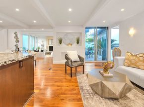 3804 Duray Place, Los Angeles CA 90008