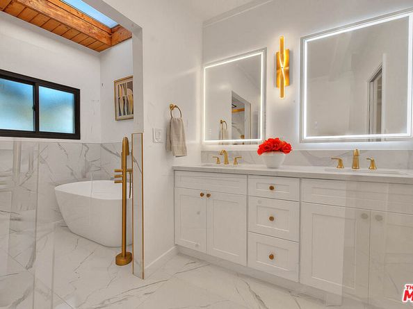 3804 Duray Place, Los Angeles CA 90008