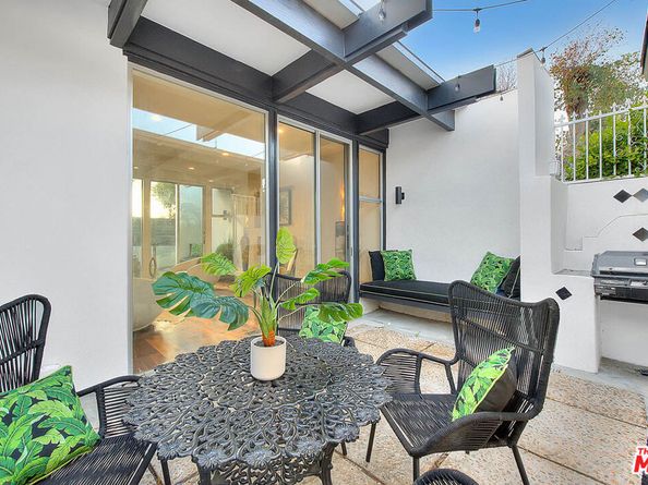 3804 Duray Place, Los Angeles CA 90008