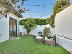 3804 Duray Place, Los Angeles CA 90008