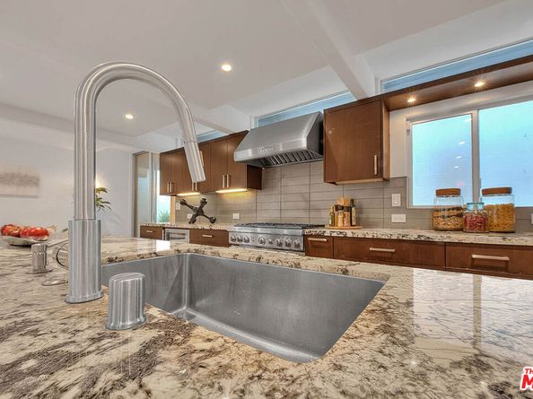 3804 Duray Place, Los Angeles CA 90008