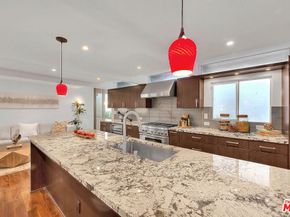 3804 Duray Place, Los Angeles CA 90008
