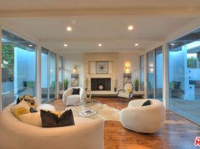 3804 Duray Place, Los Angeles CA 90008