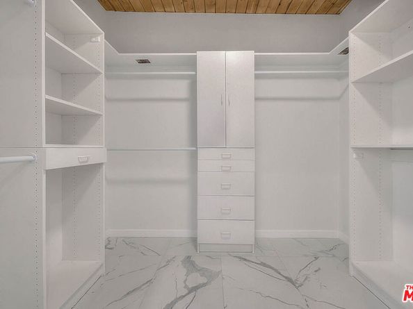 3804 Duray Place, Los Angeles CA 90008