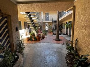 4244 E 5th Street, Long Beach CA 90814
