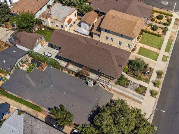 2347 W 29th Place, Los Angeles CA 90018