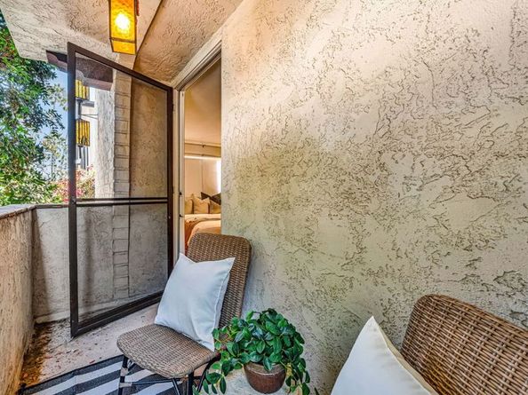 1130 9th Street 1, Santa Monica CA 90403