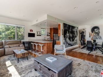302 S Venice Boulevard