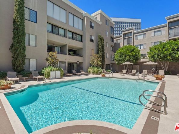 8455 Fountain Avenue 208, West Hollywood CA 90069
