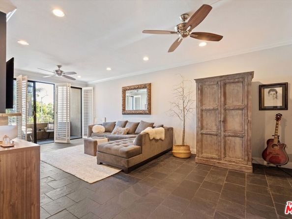 8455 Fountain Avenue 208, West Hollywood CA 90069