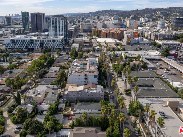 6008 Carlton Way, Los Angeles CA 90028