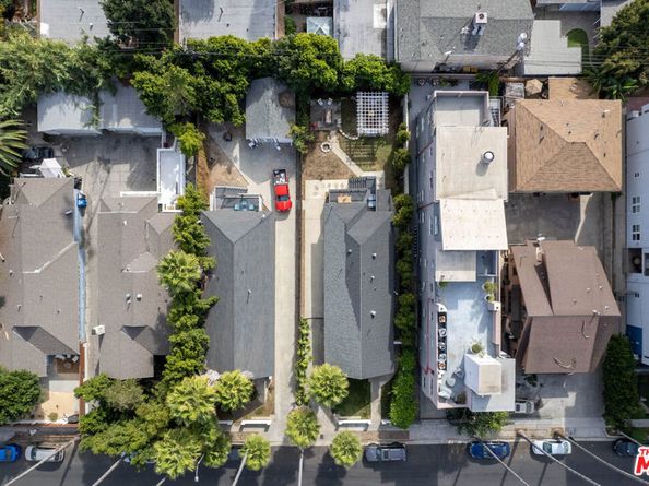 6008 Carlton Way, Los Angeles CA 90028