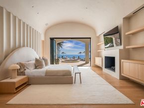 24824 Pacific Coast Highway, Malibu CA 90265