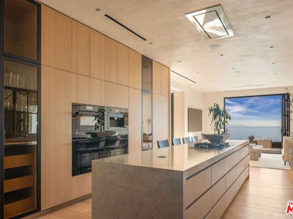 24824 Pacific Coast Highway, Malibu CA 90265