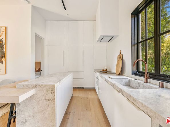 24824 Pacific Coast Highway, Malibu CA 90265