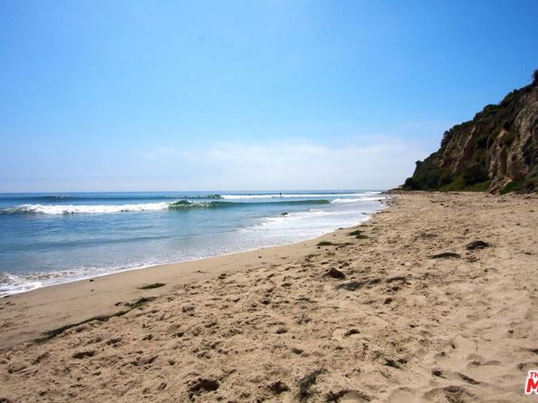 29221 Heathercliff Road 13, Malibu CA 90265