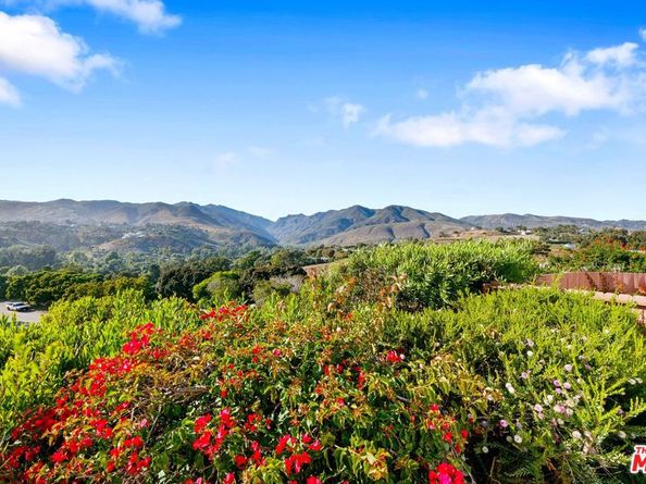 29221 Heathercliff Road 13, Malibu CA 90265