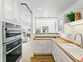 29221 Heathercliff Road 13, Malibu CA 90265