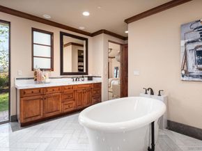 7552 Montien Road, San Diego CA 92127