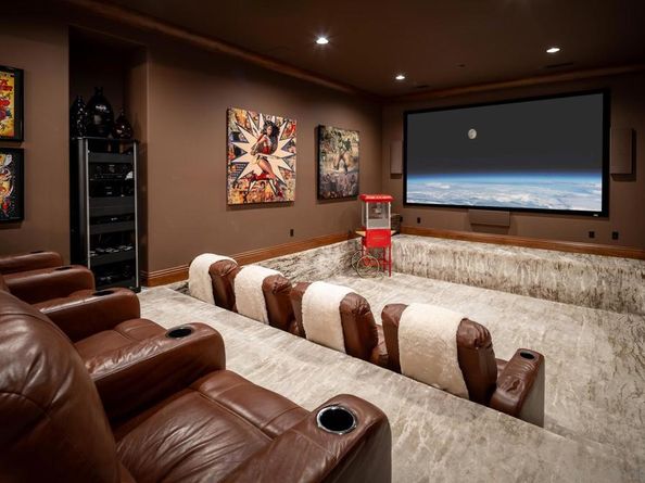 7552 Montien Road, San Diego CA 92127