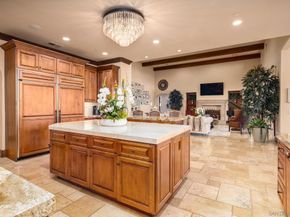 7552 Montien Road, San Diego CA 92127