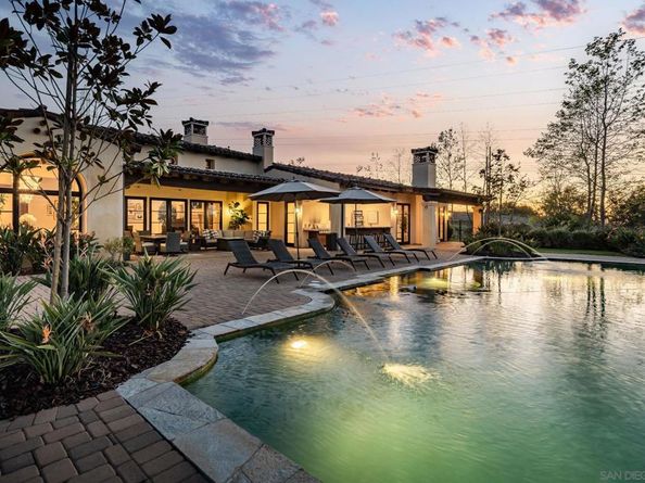 7552 Montien Road, San Diego CA 92127