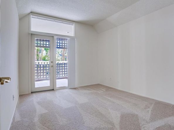4018 Nobel Dr 201, San Diego CA 92122