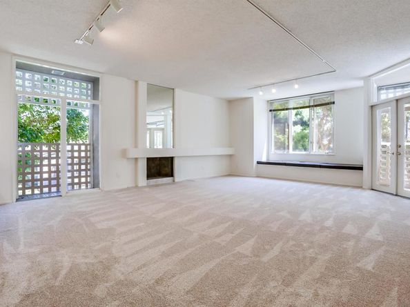 4018 Nobel Dr 201, San Diego CA 92122