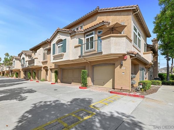 11368 Via Rancho San Diego E, El Cajon CA 92019