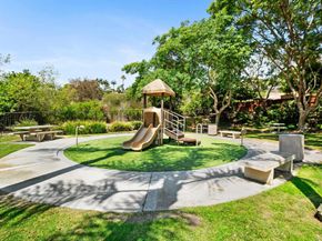 318 Diamante Way, Oceanside CA 92056