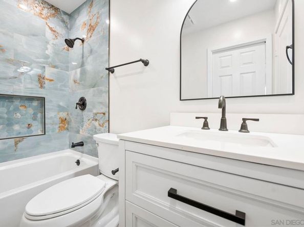 6915 Pear Tree Dr, Carlsbad CA 92011