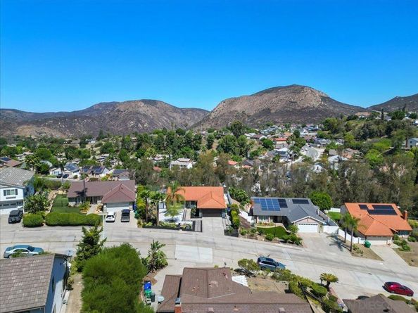 6626 Tuxedo Rd, San Diego CA 92119